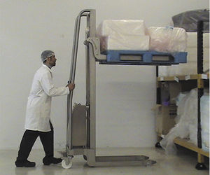 empilhadeira stacker elétrica