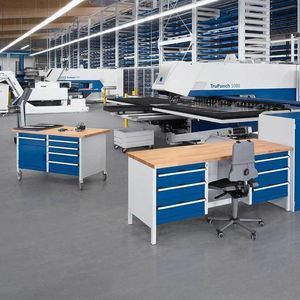 bancada de trabalho em madeira