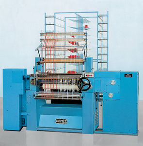 máquina de tricô de crochê