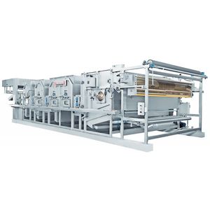 máquina de limpeza de água