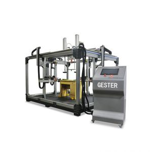 máquina de ensaio universal
