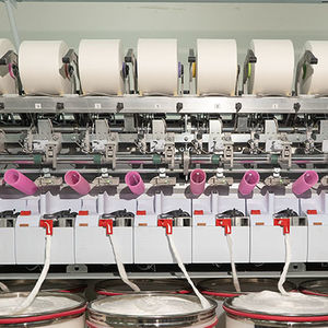 máquina de fiação compacta
