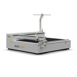 máquina de corte a laser CO2
