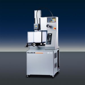 máquina de furação CNC