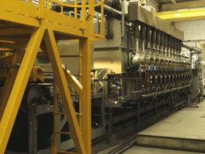 forno de brasagem / de recozimento / para têmpera / com esteira transportadora