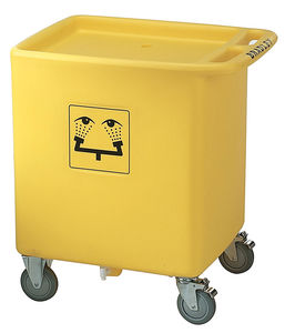 lixeira em material plástico