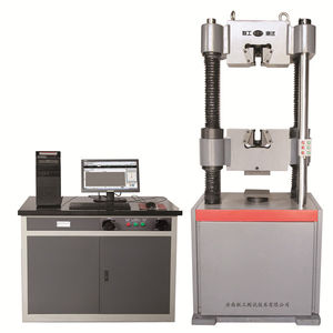 Máquina de ensaio universal