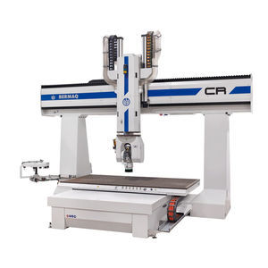 fresadora CNC de 3 eixos