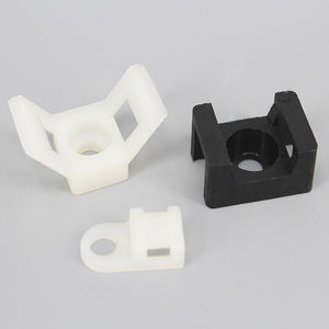 base para abraçadeira em material plástico