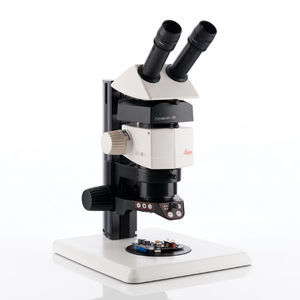 estereomicroscópio óptico