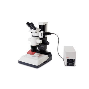 estereomicroscópio óptico 1