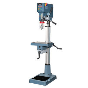 furadeira-rosqueadeira CNC