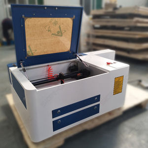 máquina de corte a laser CO2