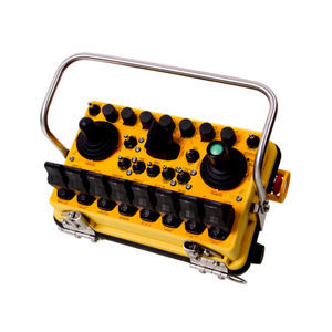 rádio controle remoto