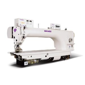 máquina de costura com braço longo