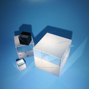 prisma ótico divisor de feixe 1