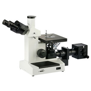 microscópio metalográfico
