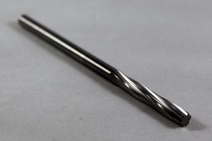 alargador de furos carboneto