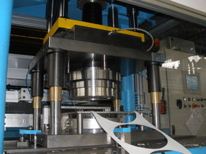 máquina de moldagem de compressão