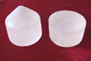cristal em fluoreto de cálcio (CaF2) 1