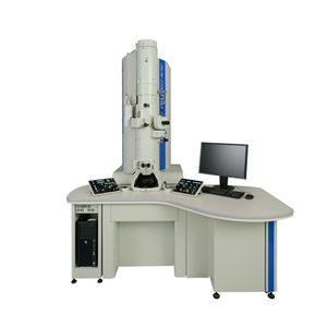 microscópio eletrônico de transmissão (MET)