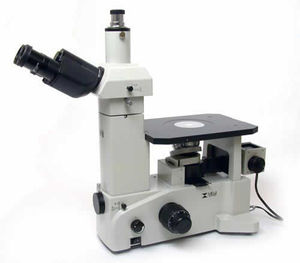 microscópio de laboratório