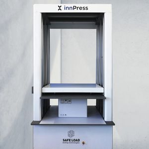 máquina de ensaio de compressão