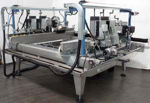 máquina de corte kerf-slot