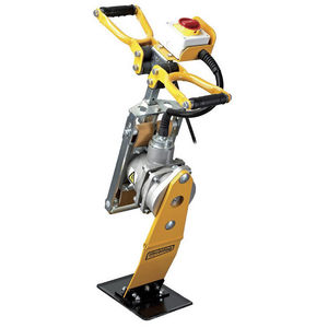 compactador de solo tipo sapo
