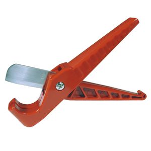 cortador de tubos em material plástico