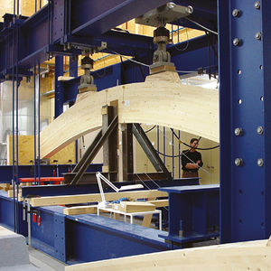 máquina de ensaio de compressão