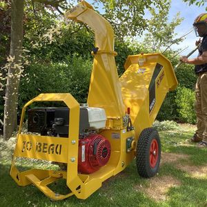 triturador de galhos móvel