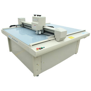 máquina de corte com faca