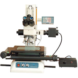 microscópio óptico