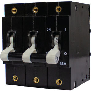 disjuntor 3 polos