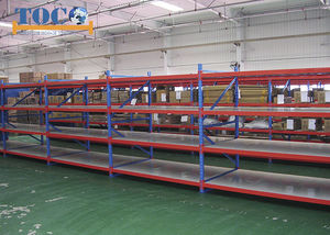 estante industrial de grande comprimento