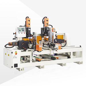 MáquinadeFuraçãoCNC