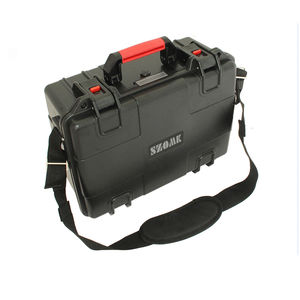 ferramentas em material plástico