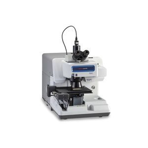 microscópio FTIR