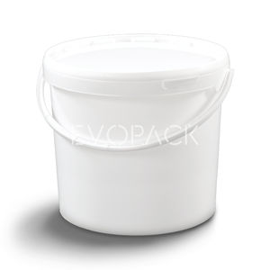 balde em material plástico 1