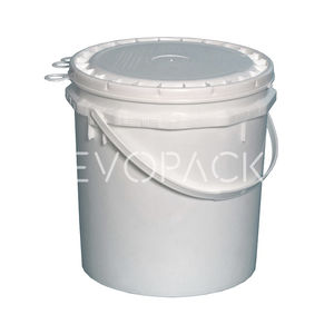 balde em material plástico 1