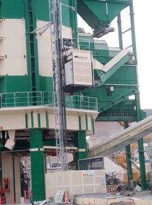 elevador industrial