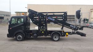 plataforma elevatória montada em trator 1