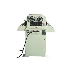 máquina de endireitamento para peça metálica
