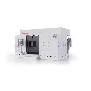 centro de torneamento e fresamento CNC