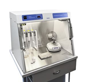 capela para PCR com luz UV