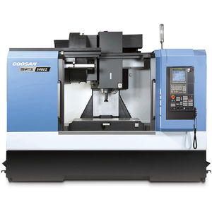 centro de usinagem CNC de 3 eixos
