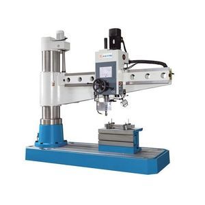 máquina de furação radial 1
