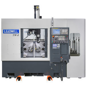 torno CNC 1