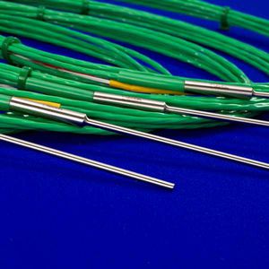 温度传感器Pt100